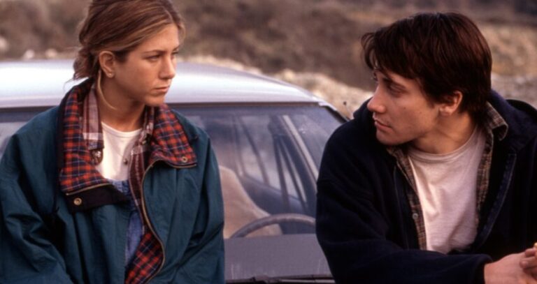 Jake Gyllenhaal Says Filming Love Scenes With Jennifer Aniston Was ...